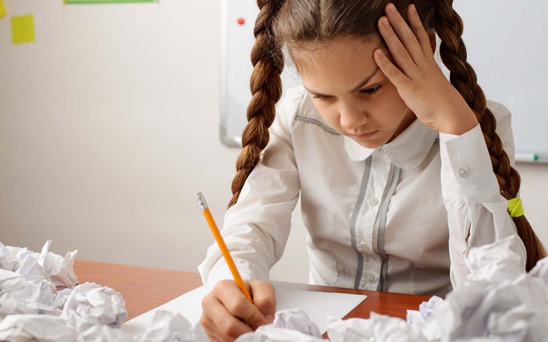 ¿Cómo prevenir los malos olores en los colegios?